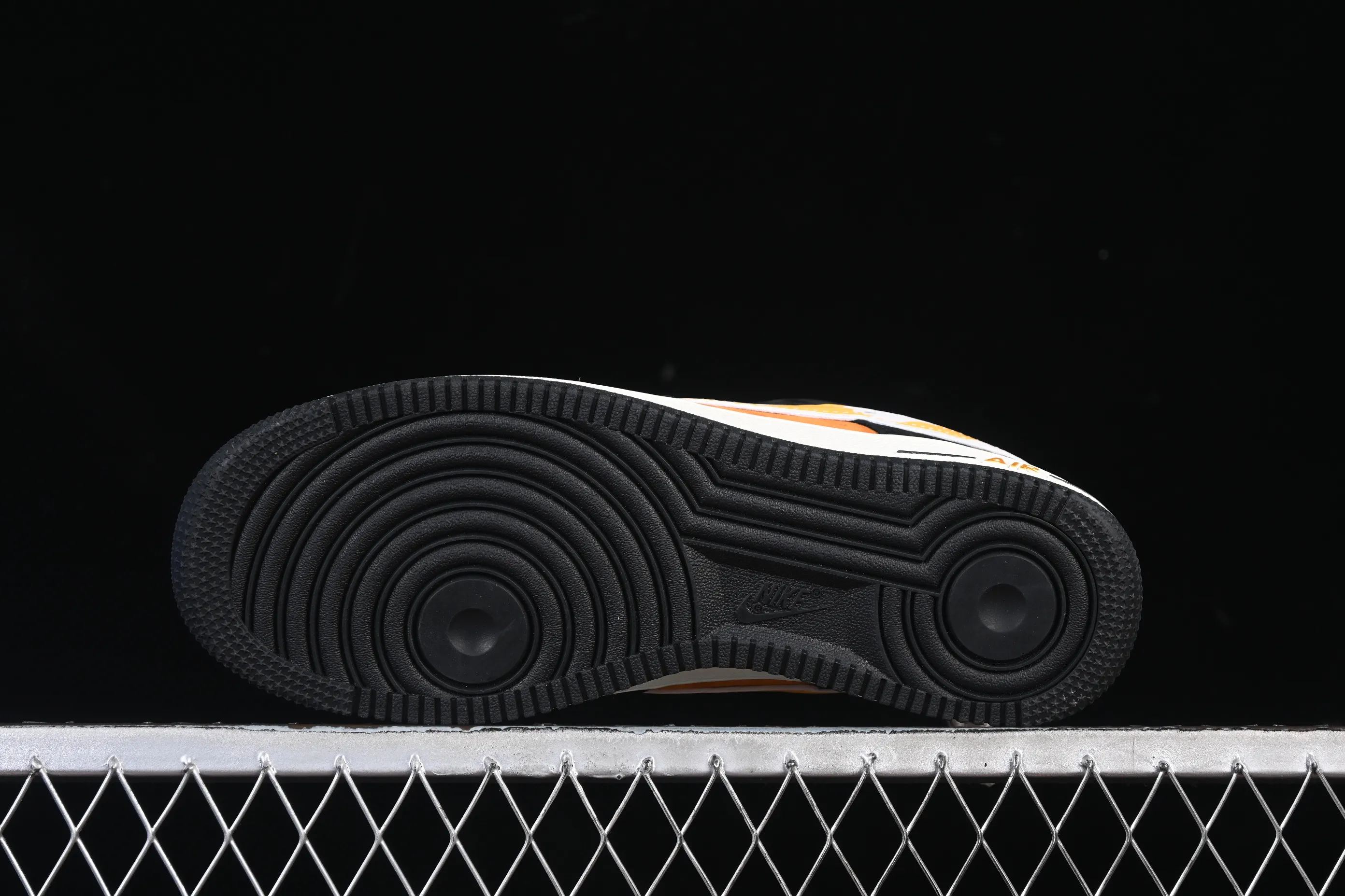All Categories Nk Air Force 1 Air Force Series Nk Air Force 1 Low Air Force Low Nike Air Force 1'07 Low Joint Black Orange Graffiti Air Force One Low Casual Shoes SY1388-001